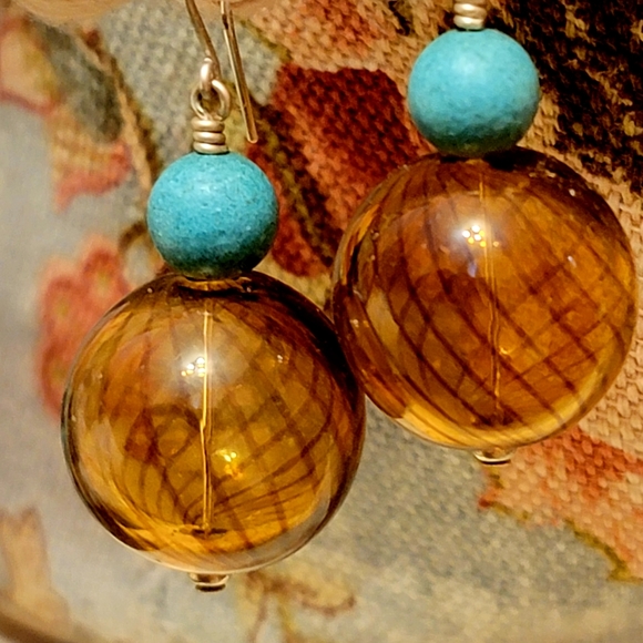 Handcrafted Dangle Glass Earrings - Picture 4 of 9